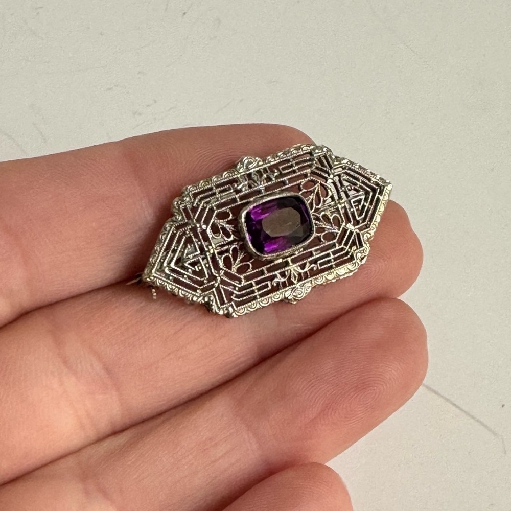 Art Deco 10K White Gold Brooch Filigree‎ Amethyst Pin Ornate Victorian Vintage - Picture 9 of 12